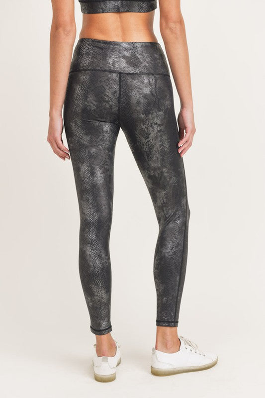 Metallic Black Grey Snake - Full Set